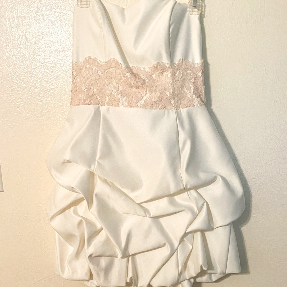 Short white dress with pink lace